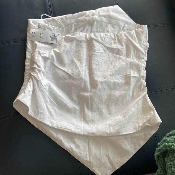 Abercrombie asymmetrical strapless top - Picture 4 of 7